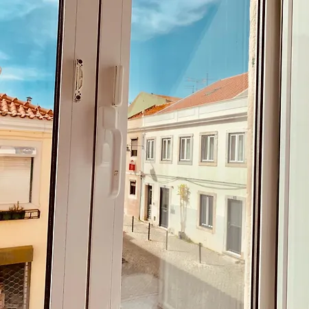 شقة Alfacinha Ajuda