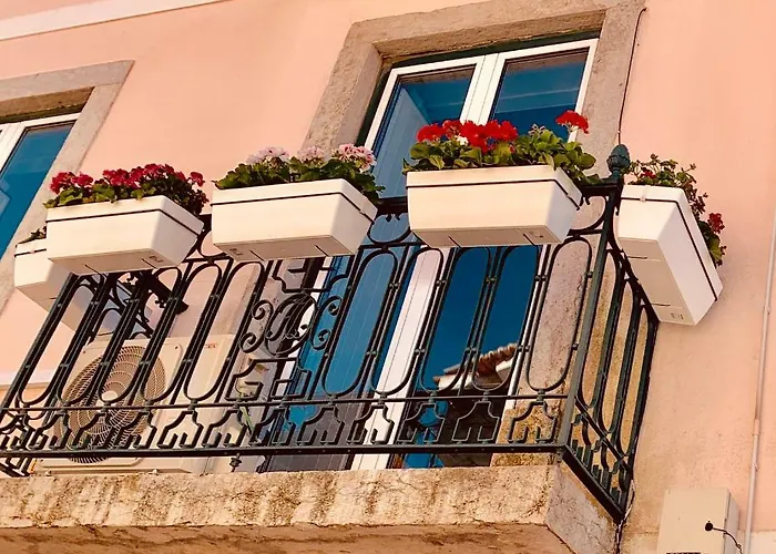 Alfacinha Ajuda Appartamento *