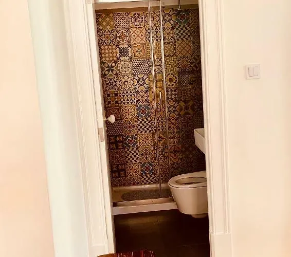 Alfacinha Ajuda * Lisbona