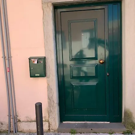 公寓 阿尔法辛哈阿居达公寓 *